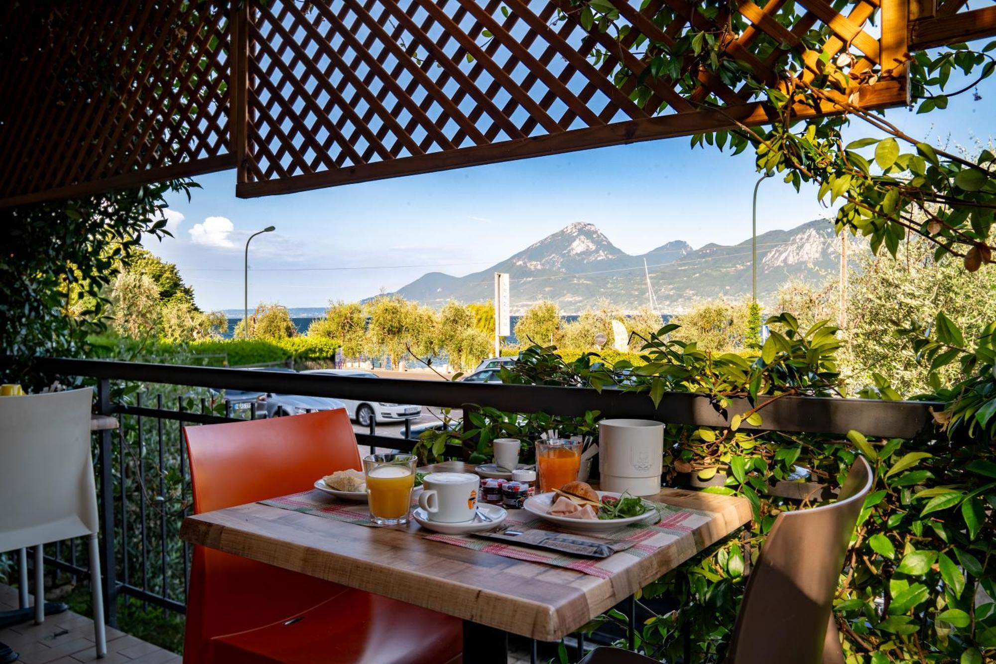 Hotel Garni Rosmari Brenzone sul Garda Exteriér fotografie